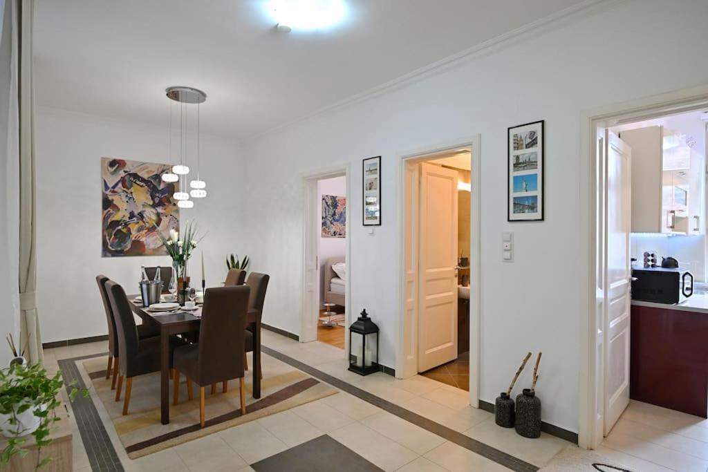 Luxury Urban Oasis City Center Сараево Экстерьер фото